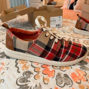 TOMS DEL REY SNEAKERS Red/Warm Tan Plaid In Great Condition Size 6.5